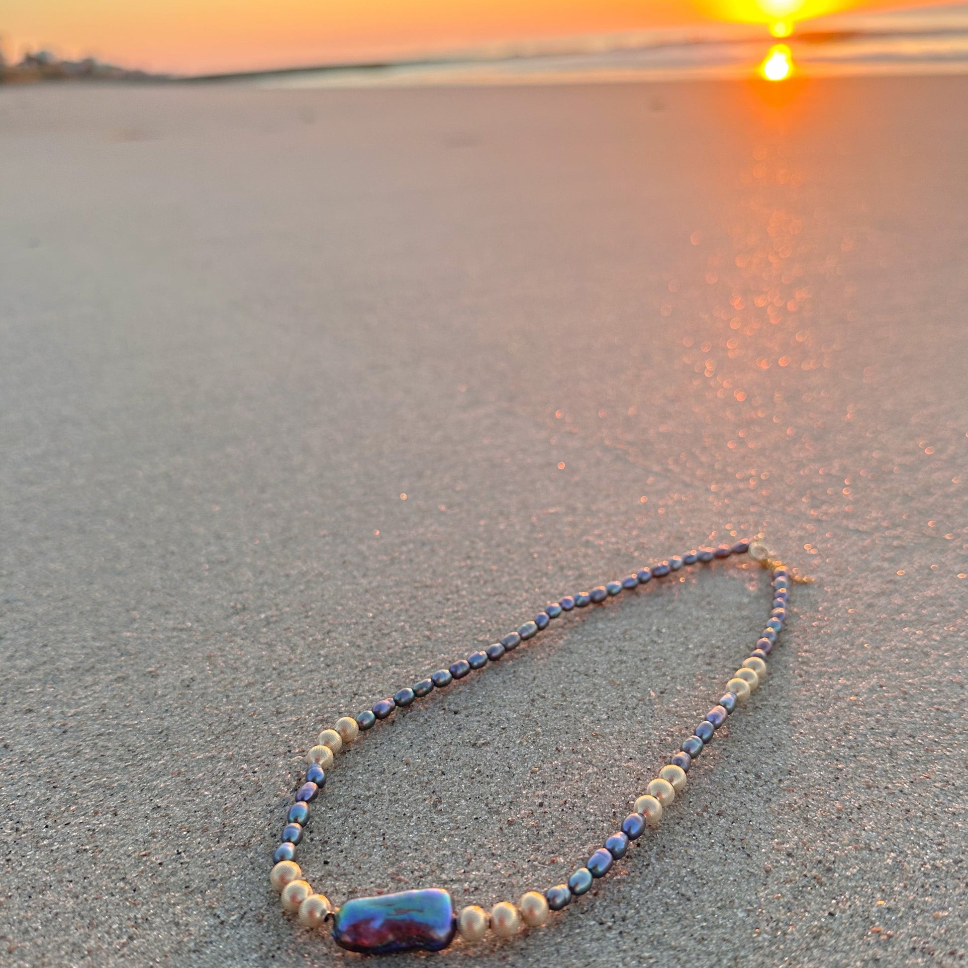 DRIP JEWELRY NECKLACES Gray Pearls and 14K GF Beads: one of a kind