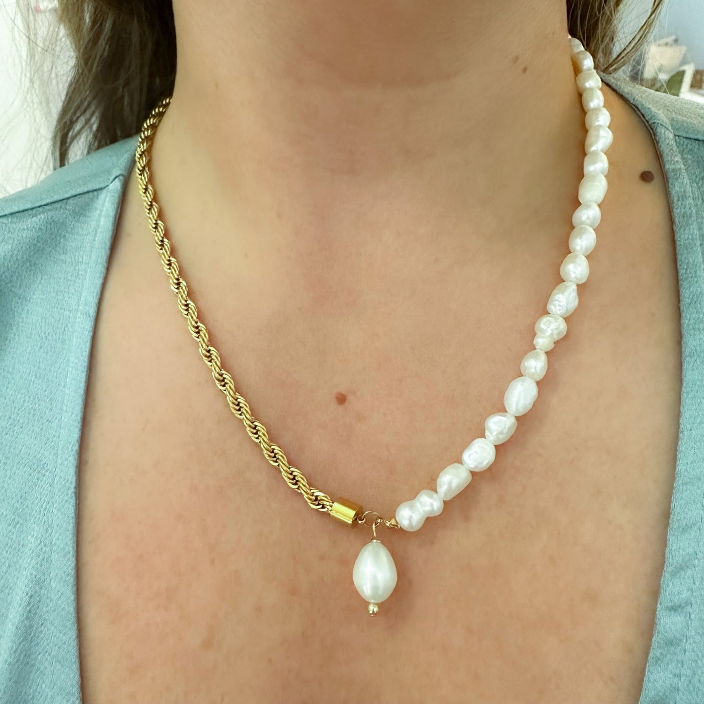 DRIP JEWELRY Pearl Rope Necklace