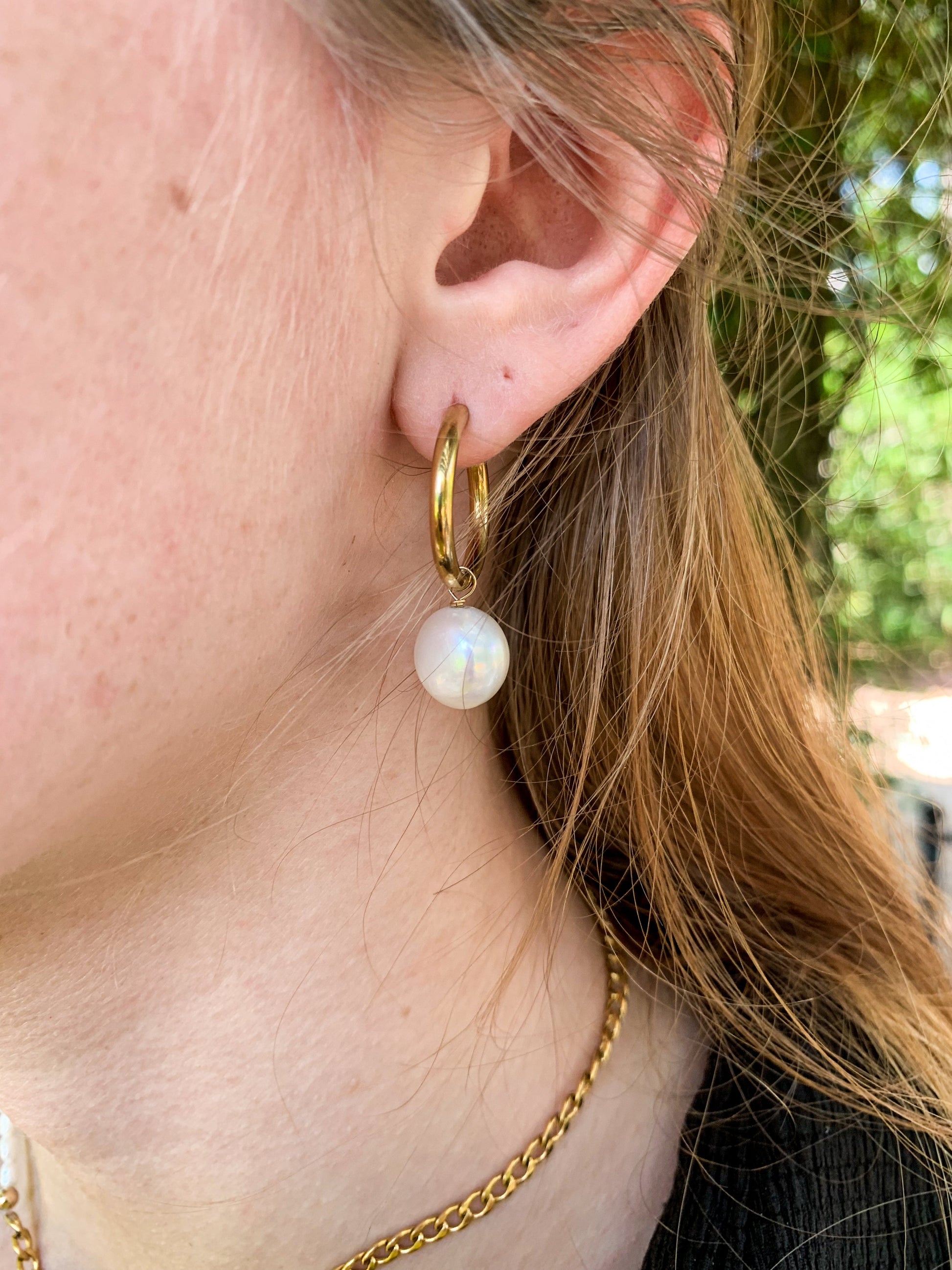 DRIP JEWELRY Earrings Pearl or No Pearl Hoops