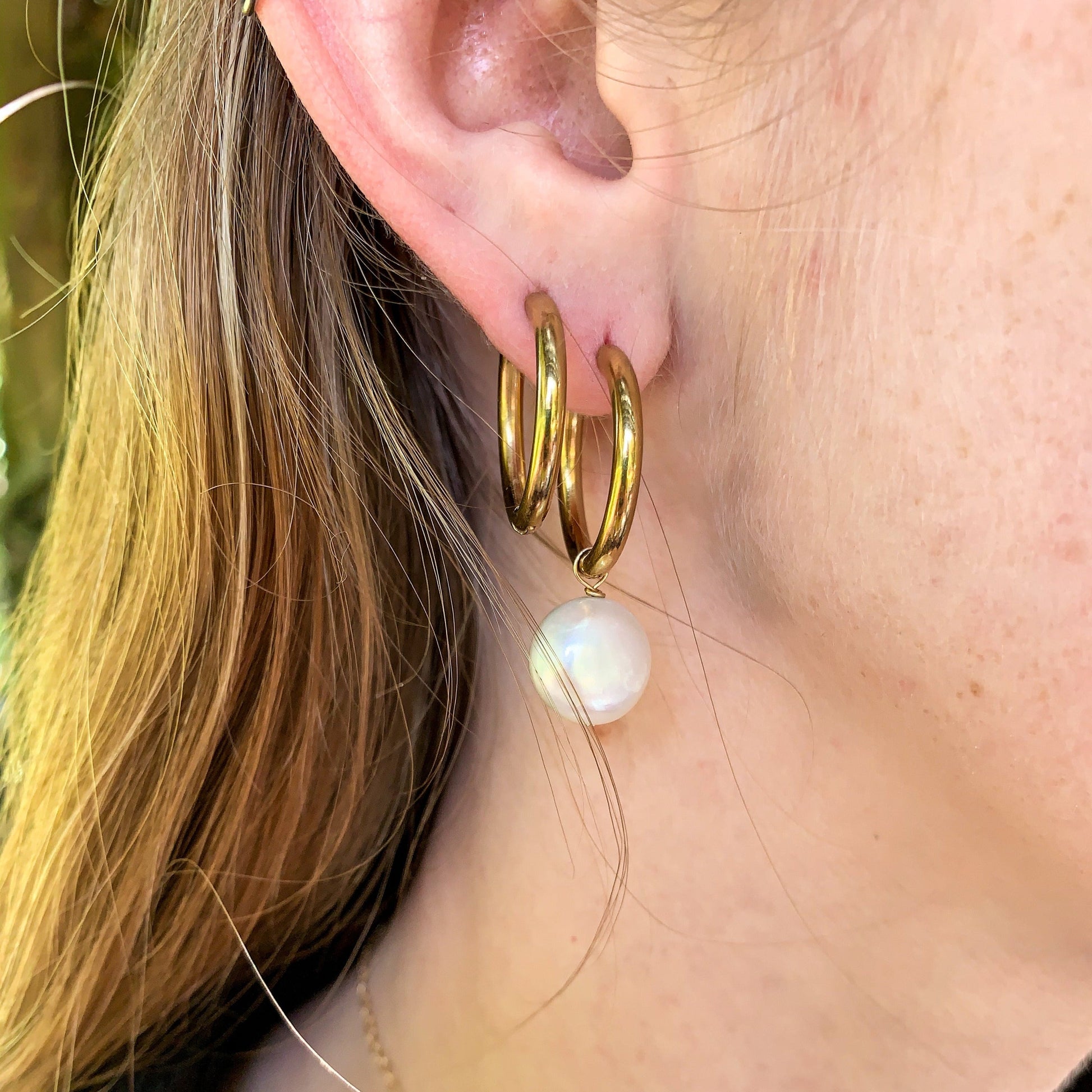 DRIP JEWELRY Earrings Pearl or No Pearl Hoops