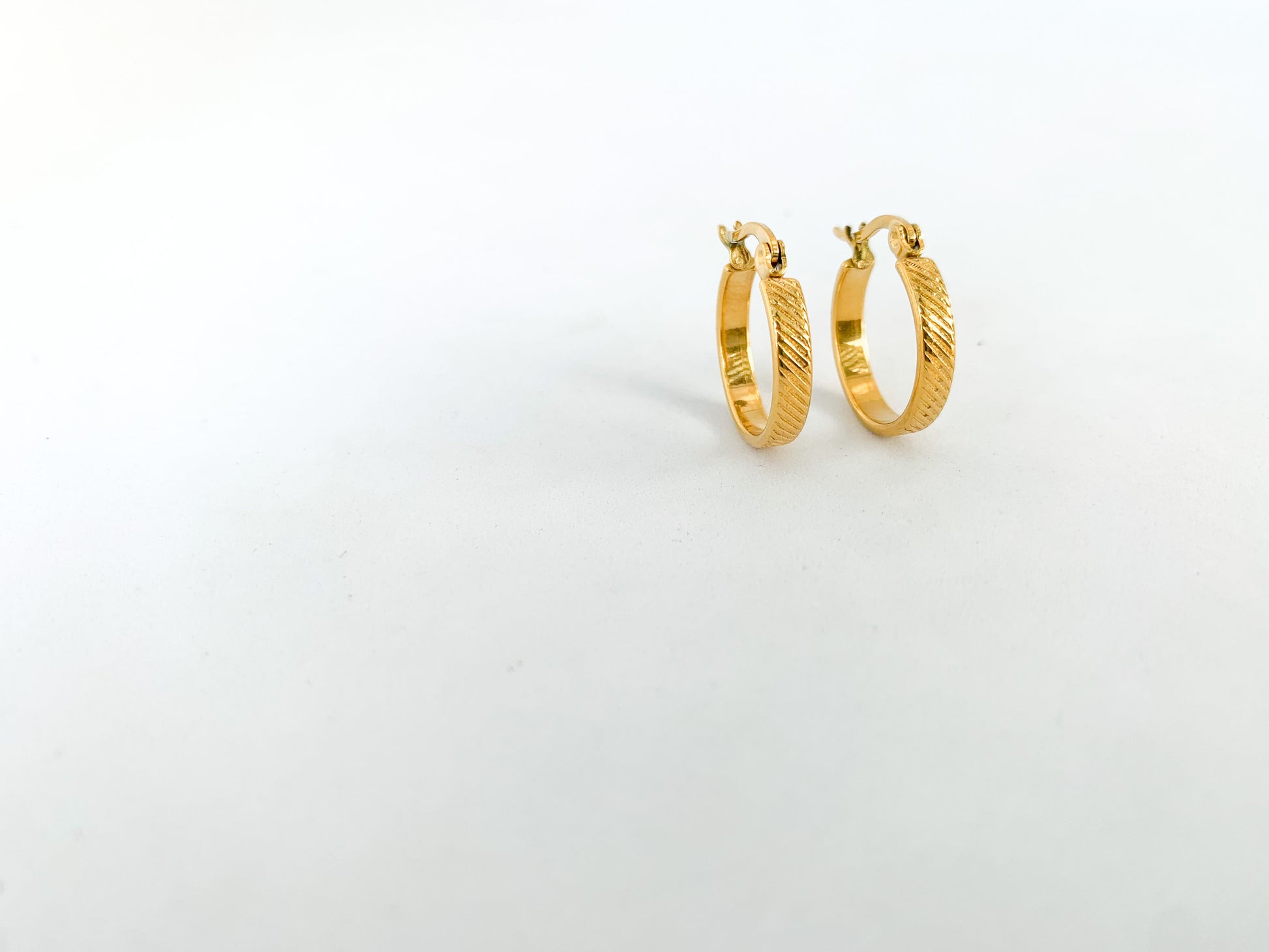 Drip Jewelry Earrings Textured Stripey Hoops