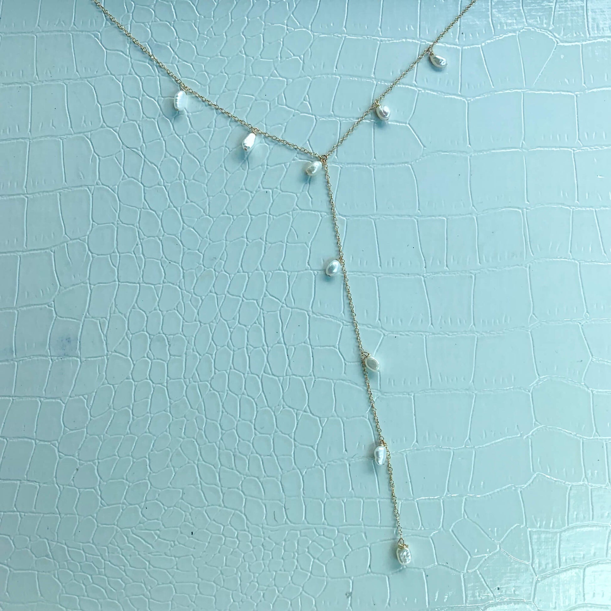 DRIP JEWELRY Pearl Waterfall Lariat